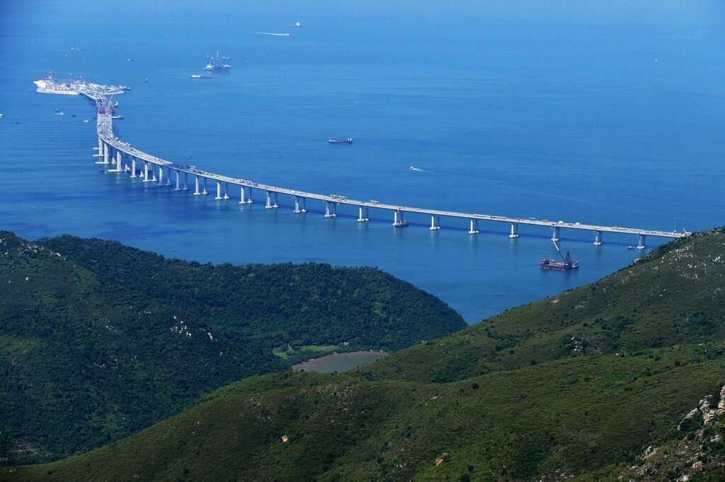 El puente más largo que existe, 55 kilómetros sobre el mar